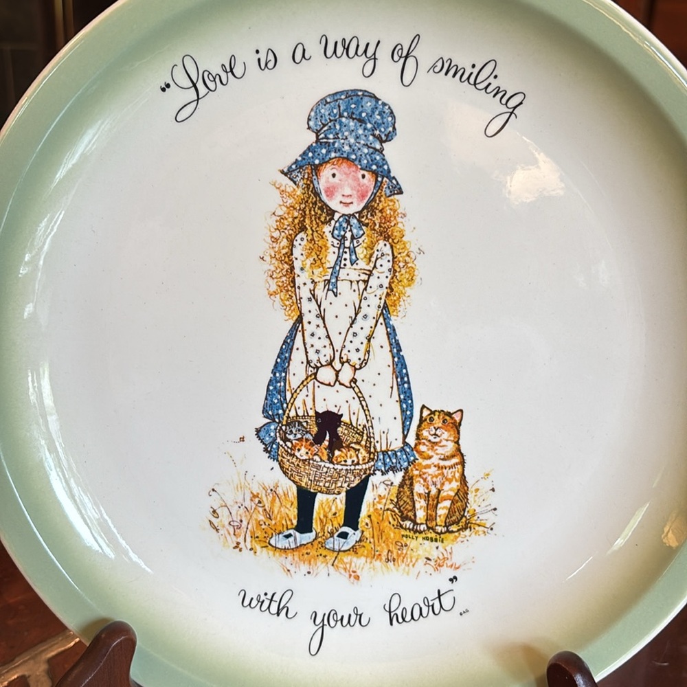 Holly Hobbie Plate - Picture 2 of 8